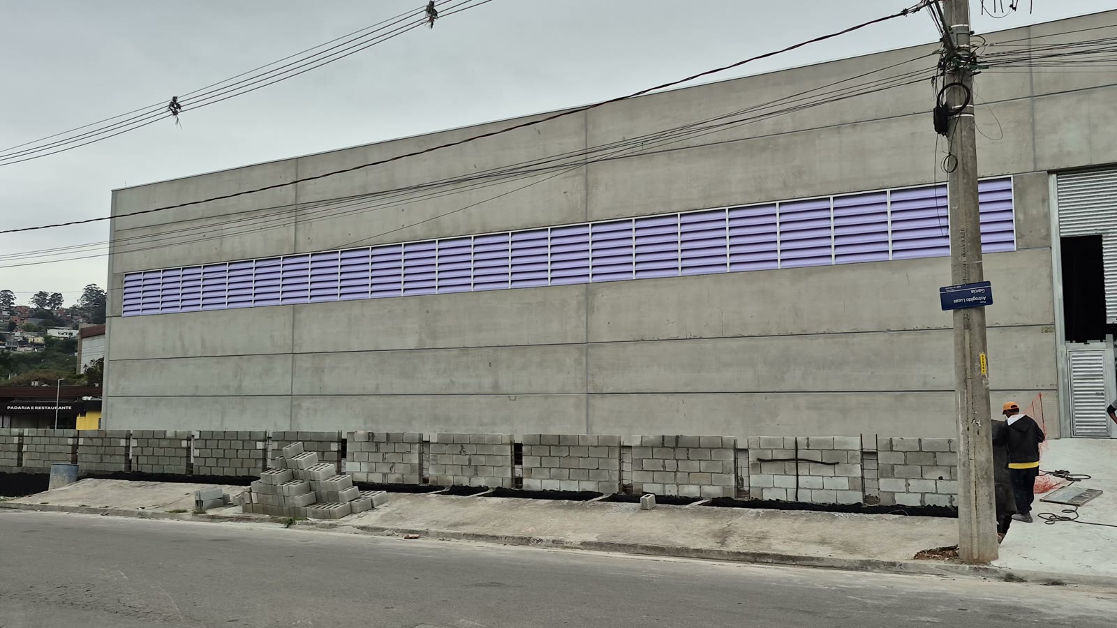 Galpão Jardim Adriana · 1.000 m²